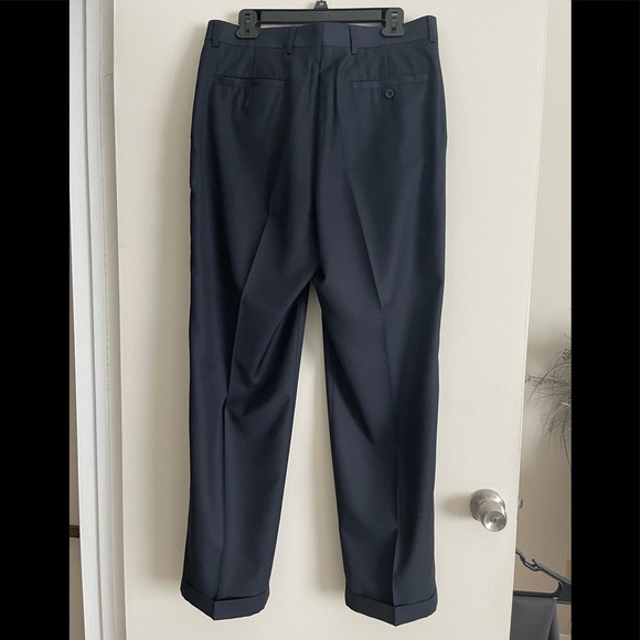 👖Men’s Louis Raphael Slacks👖 - Picture 3 of 7